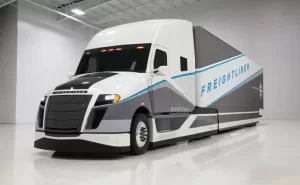 Figure 1 - Daimler SuperTruck
